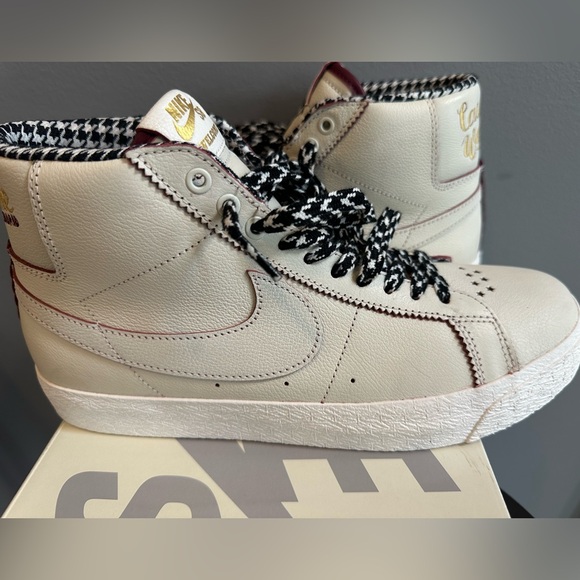 Nike SB Zoom Blazer Mid QS Welcome Skateboarding Limited # Produced Sz 8.5 - NEW - Picture 13 of 15